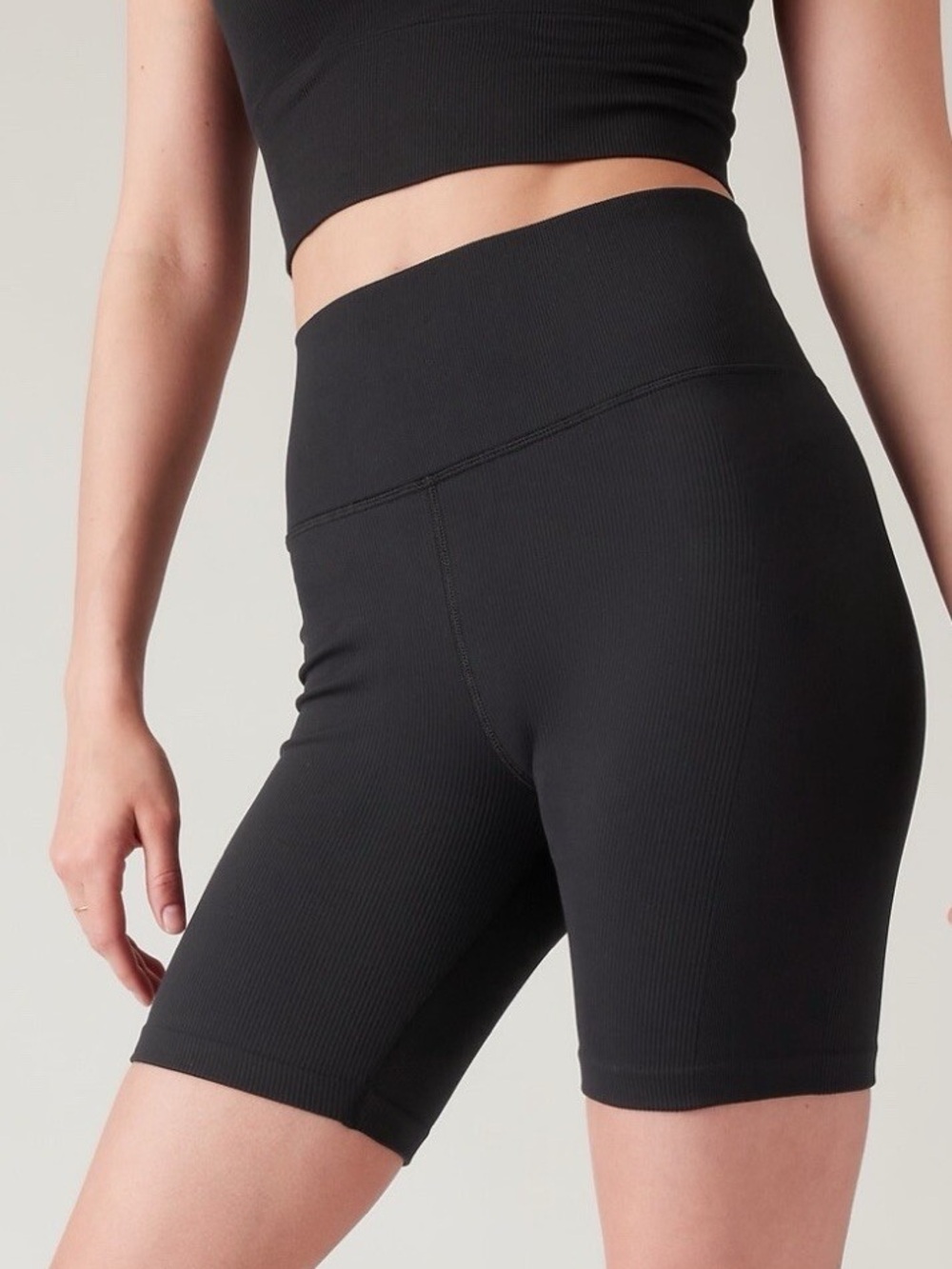 Athleta Aurora Seamless Ribbed Bike Shorts 7” Inseam - Black Size Medium
